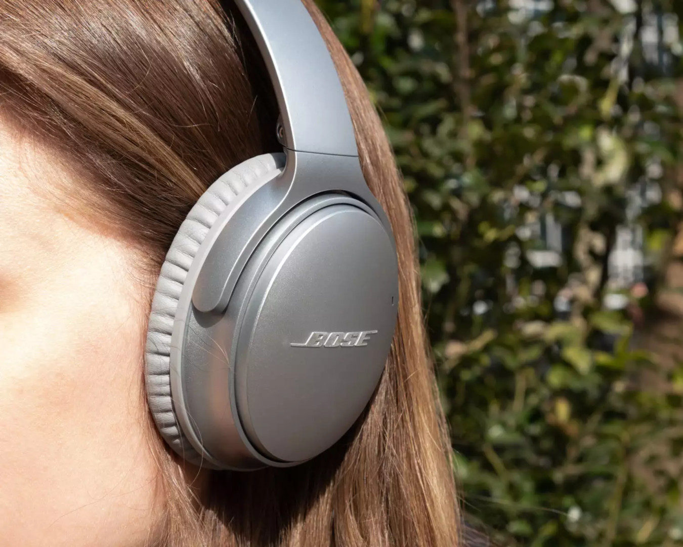 蜂蜜浏览器_4045248Bose-Headphones-_2Web-326bb12978d54e13bdd38faf0cd1be6d.jpg