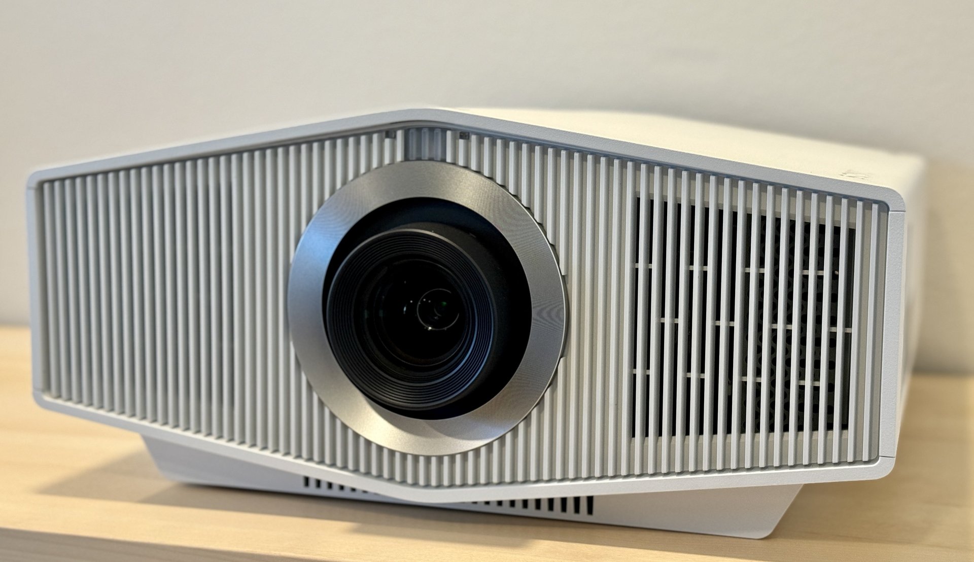 Output device Lcd projector Gas Cameras & optics_yy.jpg