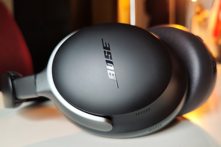 Bose QuietComfort Ultra Headphones_ Earcup logo close-up.jpg