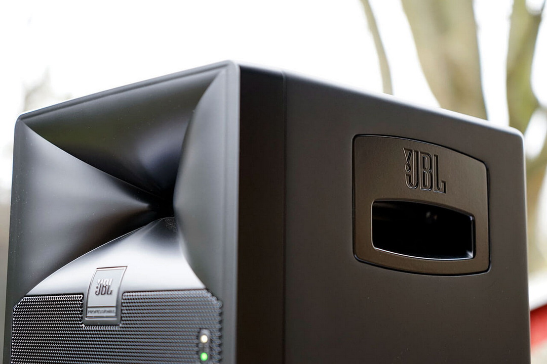 JBL-708P-16.jpg