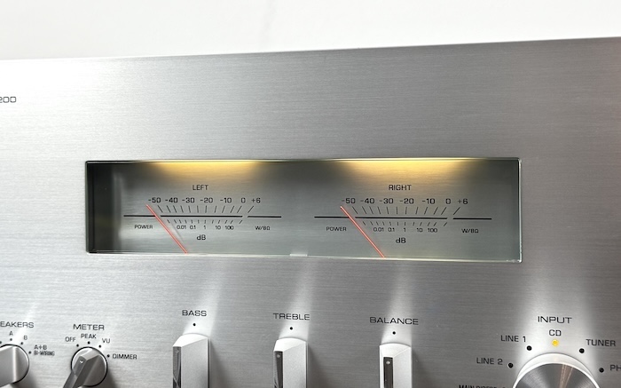 Yamaha A S1200 Vu Meter.jpg