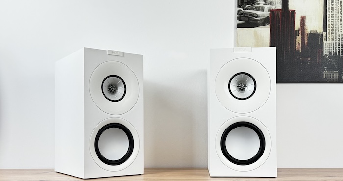 Kef Q Concerto Meta 合影3.jpg